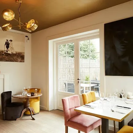 Armalot By Julia فندق مبيت وإفطار 4*