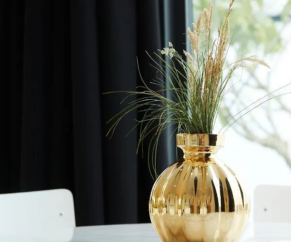 Armalot By Julia 4* De Panne